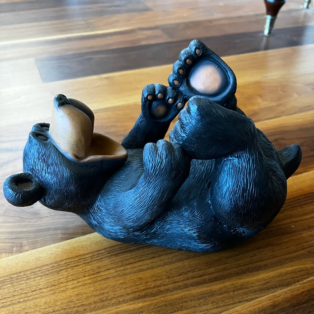 EUC Rivers Edge Products Whimsical Bear Wine Bottle Holder!